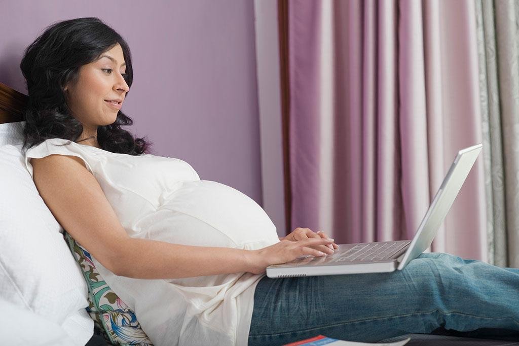 怀孕初期经常对着电脑有影响吗